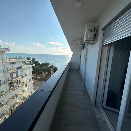 De Lux Hotel