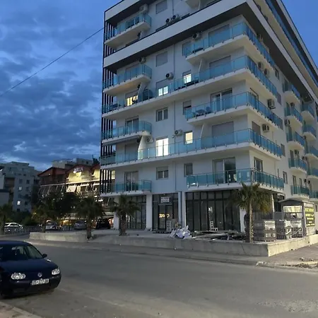 De Lux Hotel 3*