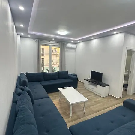 De Lux Hotel Shëngjin